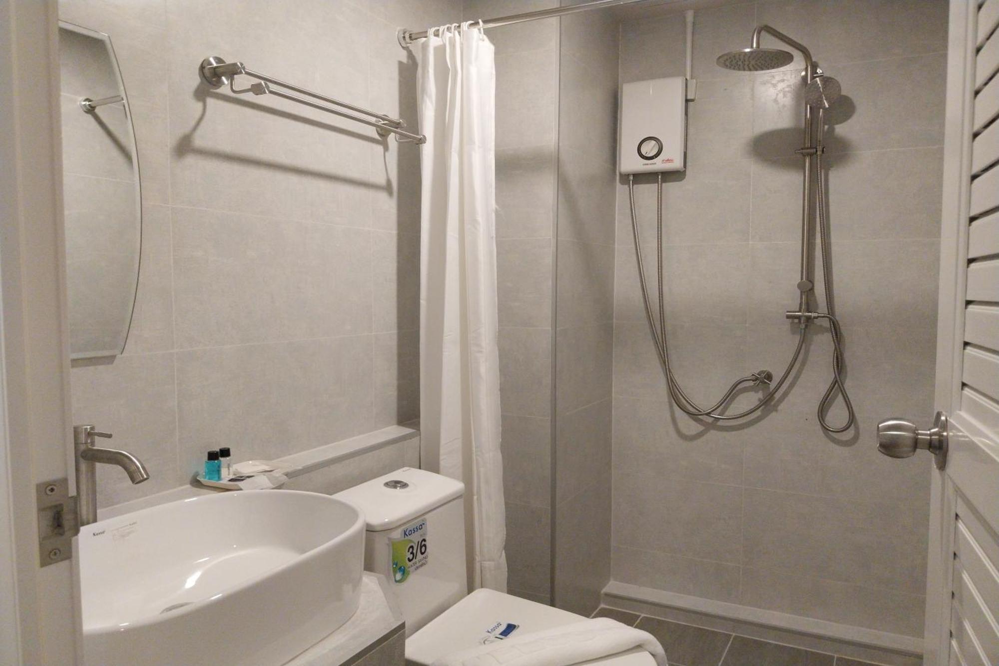 Ployburi Boutique Hotel Csanthaburi Kültér fotó