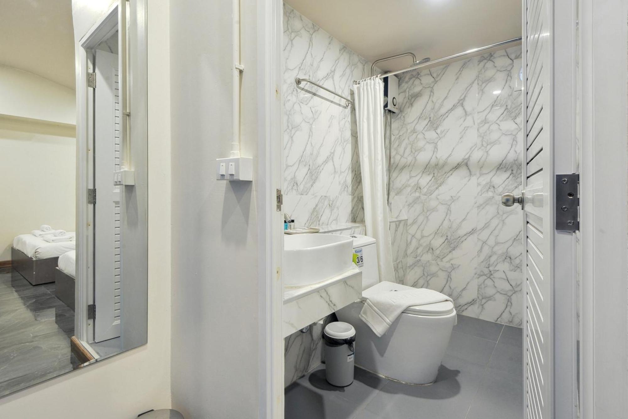 Ployburi Boutique Hotel Csanthaburi Kültér fotó
