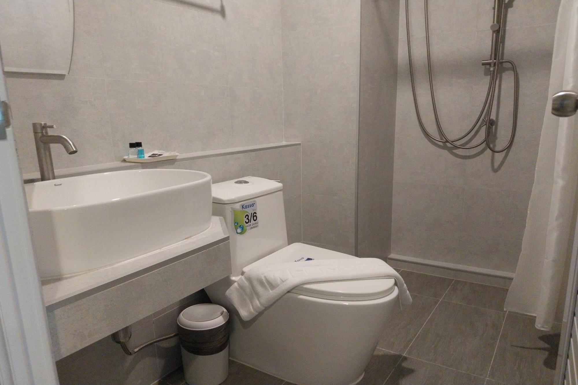 Ployburi Boutique Hotel Csanthaburi Kültér fotó