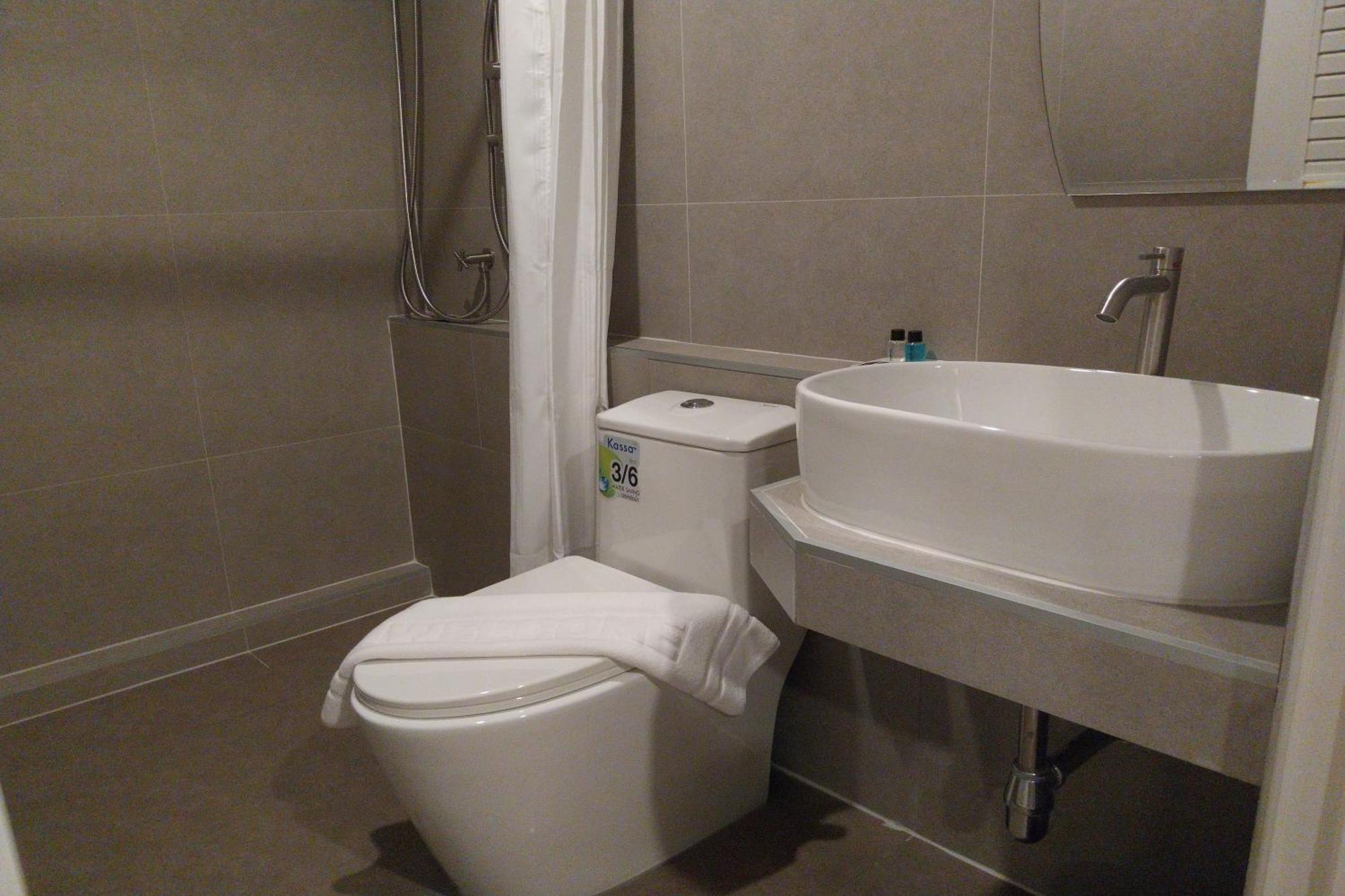 Ployburi Boutique Hotel Csanthaburi Kültér fotó