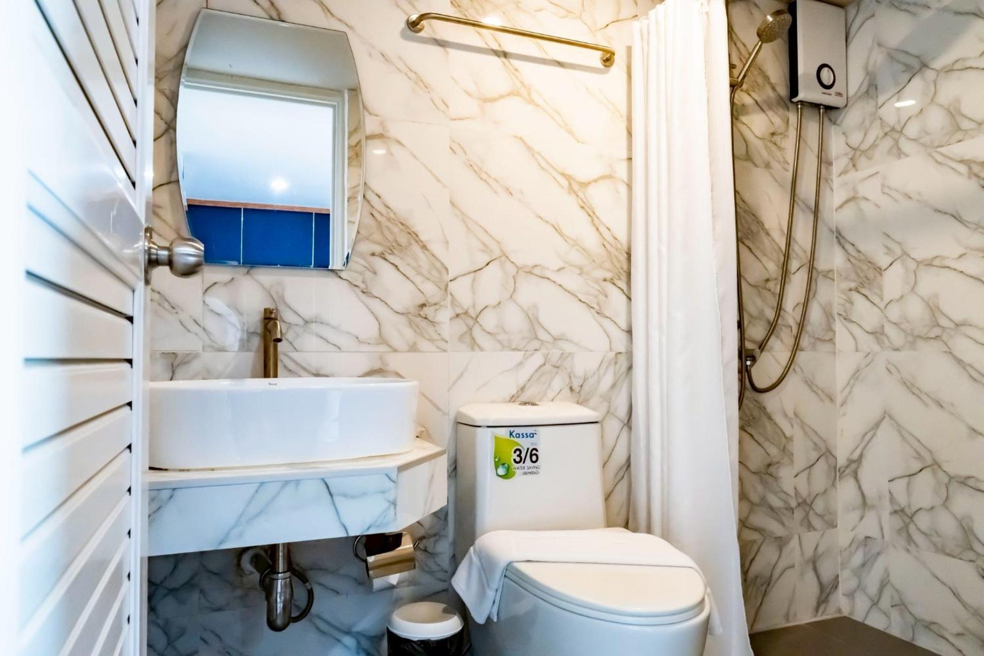 Ployburi Boutique Hotel Csanthaburi Kültér fotó