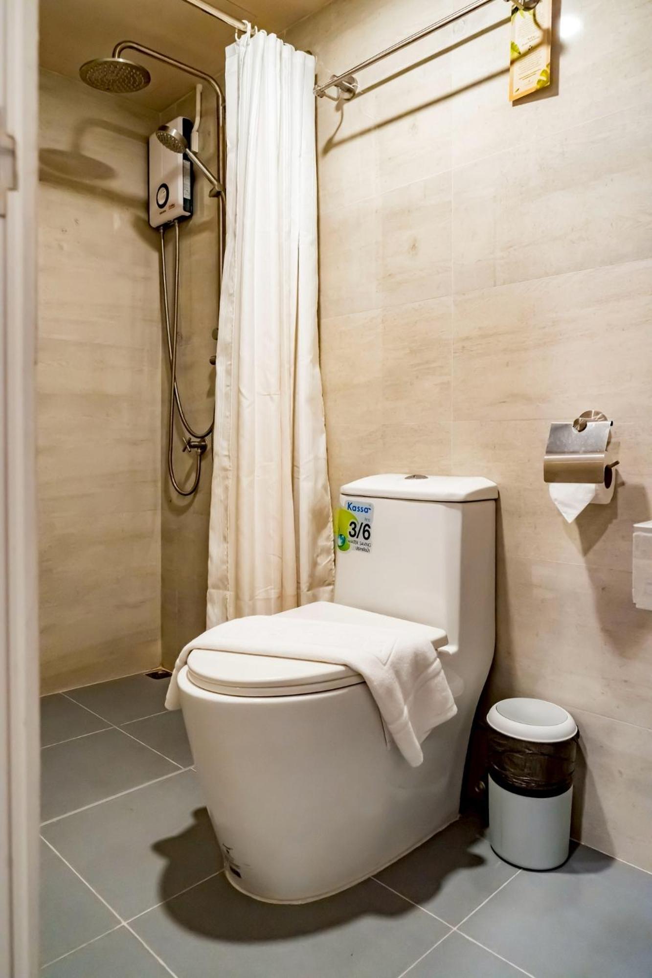 Ployburi Boutique Hotel Csanthaburi Kültér fotó