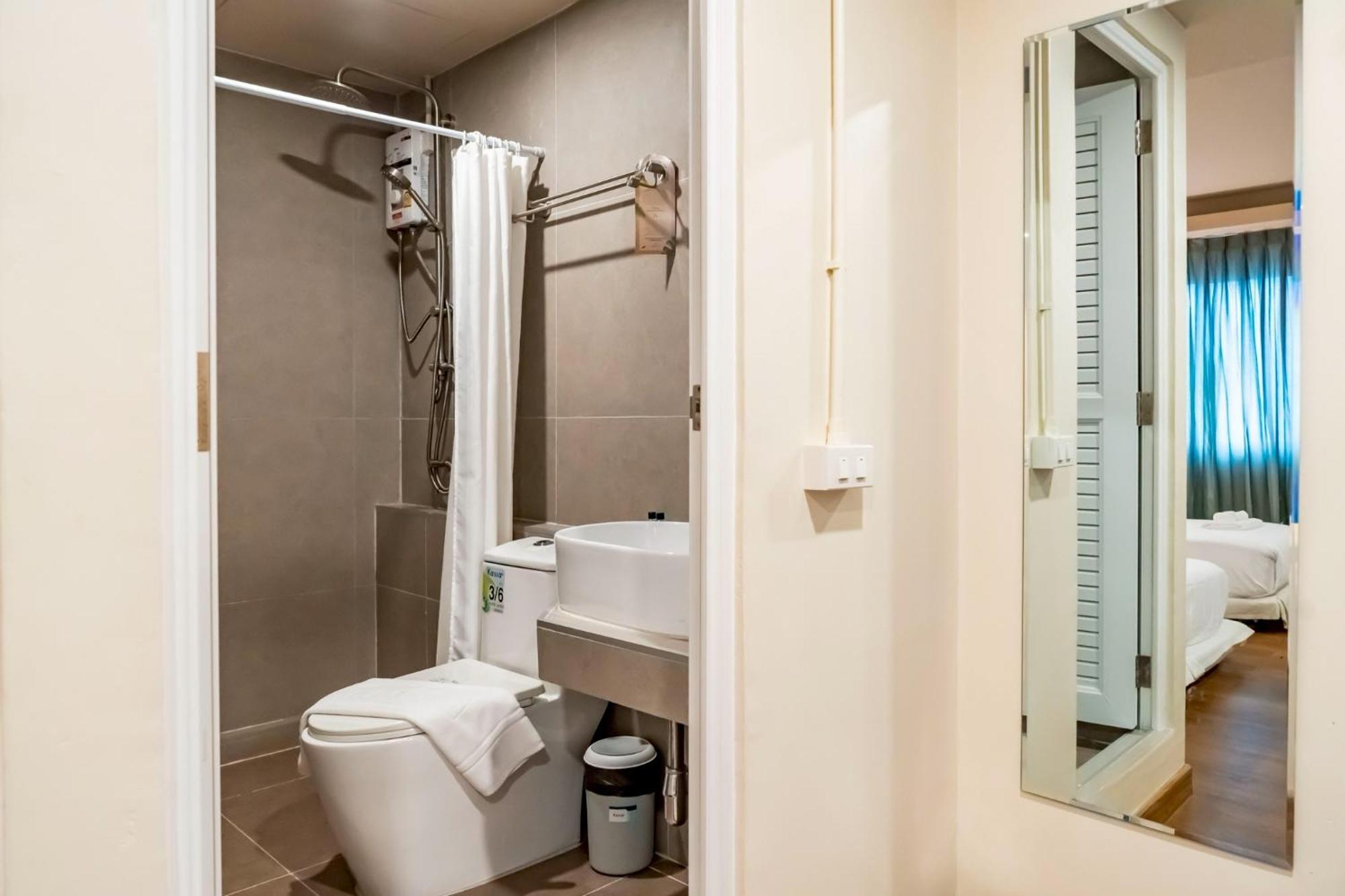 Ployburi Boutique Hotel Csanthaburi Kültér fotó